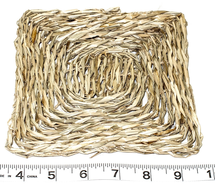 6" Woven Grass Mat